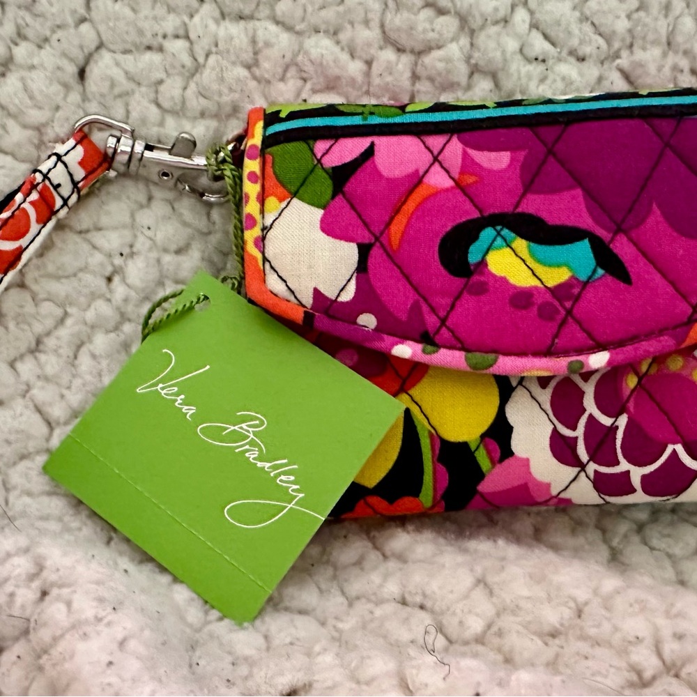 Vera Bradley “Va Va Bloom” Floral Wristlet